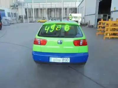 Veículo de Sucata seat ibiza (6k1) 1.9 sdi do ano 2001 alimentado aqm