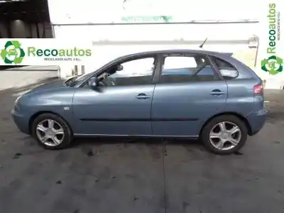 Véhicule à la ferraille seat                                               ibiza (6l1)                                                                                                                                                                                                                                                1.4 16v                                                                                                                                                                                                                                                    de l'année 2005 alimenté bbz