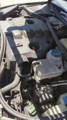 Veículo de Sucata audi a4 berlina (8e) 1.9 tdi (96kw) do ano 2004 alimentado avf