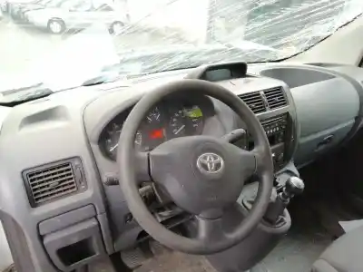 Veicolo di demolizione toyota proace 2.0 turbodiesel cat dell'anno 2013 alimentato rh02