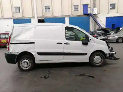 Veicolo di demolizione toyota proace 2.0 turbodiesel cat dell'anno 2013 alimentato rh02