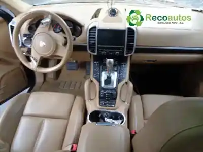 Scrapping Vehicle porsche cayenne (92a) 3.0 diesel of the year 2010 powered m059e cas