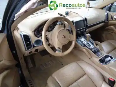 Scrapping Vehicle porsche cayenne (92a) 3.0 diesel of the year 2010 powered m059e cas