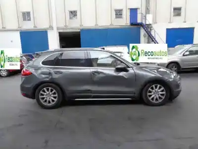 Scrapping Vehicle porsche cayenne (92a) 3.0 diesel of the year 2010 powered m059e cas
