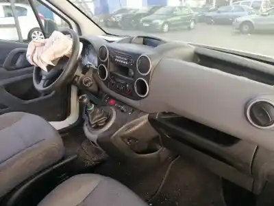 Veículo de Sucata citroen                                            berlingo                                                                                                                                                                                                                                                   xtr 1.6 hdi 92                                                                                                                                                                                                                                             do ano 2015 alimentado 9h06