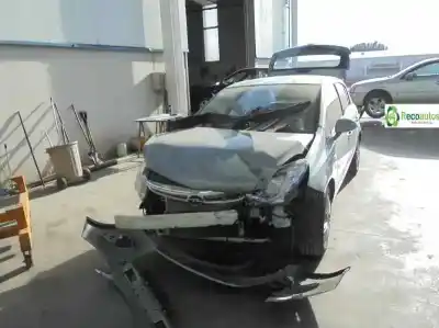 Scrapping Vehicle opel corsa d 1.2 cat (a 12 xer / ldc) of the year 2011 powered a12xer
