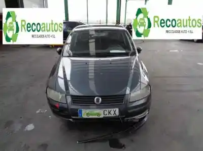 Scrapping Vehicle fiat stilo (192_) 1.6 16v (192_xb1a) of the year 2003 powered 182b6000
