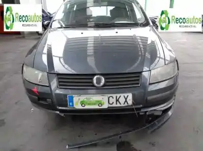 Scrapping Vehicle fiat stilo (192_) 1.6 16v (192_xb1a) of the year 2003 powered 182b6000