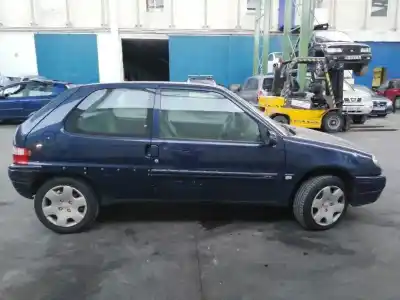 Veículo de Sucata citroen saxo 1.5 diesel do ano 2001 alimentado vjx