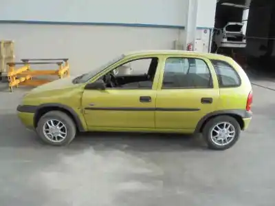 Verschrottungsfahrzeug OPEL CORSA B 1.4 CAT (2H6) des Jahres 1998 angetrieben X14SZ