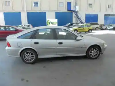 Veículo de Sucata opel vectra b berlina 2.0 dti do ano 1999 alimentado x20dth
