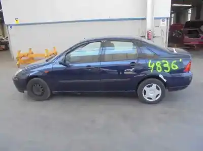 Veículo de Sucata FORD FOCUS BERLINA (CAK) 1.6 16V CAT do ano 2002 alimentado FYDB