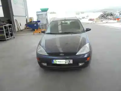 Veículo de Sucata FORD FOCUS BERLINA (CAK) 1.8 TDDI Turbodiesel CAT do ano 2000 alimentado C9DA