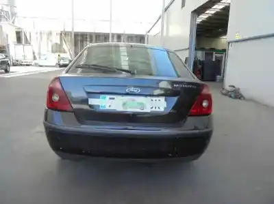 Veicolo di demolizione ford mondeo iii (b5y) 1.8 16v dell'anno 2002 alimentato chba