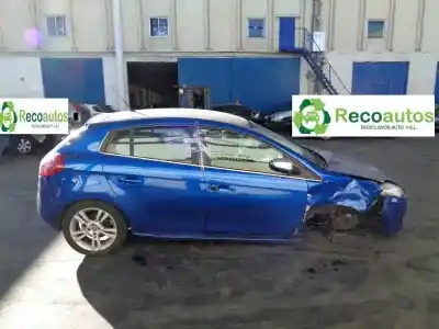 Sloopvoertuig fiat bravo (198) 1.9 16v dynamic multijet van het jaar 2010 aangedreven 192a8000