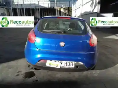 Sloopvoertuig fiat bravo (198) 1.9 16v dynamic multijet van het jaar 2010 aangedreven 192a8000