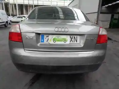 Vehicul casat audi a4 berlina (8e) 1.9 tdi (96kw) al anului 2004 alimentat avf