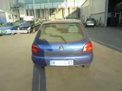 Veicolo di demolizione ford fiesta berlina 1.25 16v cat dell'anno 1999 alimentato dhb