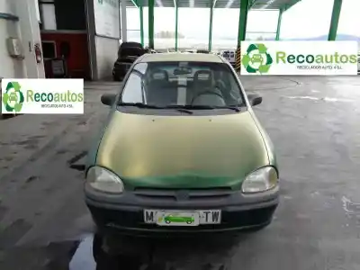 Sloopvoertuig opel corsa b 1.4 cat (2h6) van het jaar 1996 aangedreven x14sz