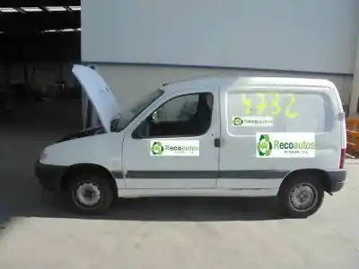 Veicolo di demolizione PEUGEOT PARTNER (S1) 1.9 Diesel dell'anno 2000 alimentato WJY