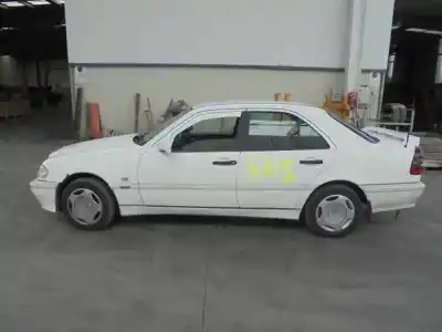 Scrapping Vehicle MERCEDES-BENZ CLASE C (W202) BERLINA 2.2 Diesel CAT of the year 1997 powered 604910