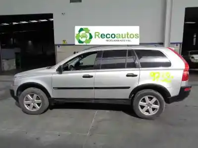 Veículo de Sucata VOLVO XC90 2.5 T (7 asientos) do ano 2002 alimentado B5254T2