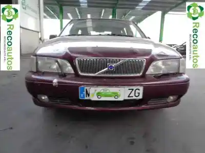Vehículo de desguace volvo                                              v70 familiar                                                                                                                                                                                                                                               2.4 turbo cat del año 1999 con motor b5244t