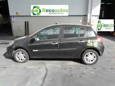 Veículo de Sucata RENAULT CLIO III 1.5 dCi Diesel do ano 2007 alimentado K9KM768