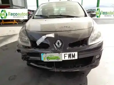 Veículo de Sucata renault clio iii 1.5 dci diesel do ano 2007 alimentado k9km768