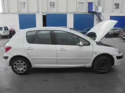 Veículo de Sucata peugeot 307 (s1) 2.0 hdi cat do ano 2002 alimentado rhy