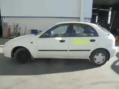 Здавання транспортного засобу DAEWOO LANOS 1.5 CAT року 2000 потужний A15SMS-G