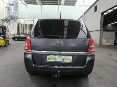 Veículo de Sucata opel zafira b 1.7 16v cdti do ano 2011 alimentado a17dtr
