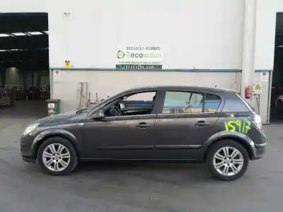 Veicolo di demolizione OPEL ASTRA H BERLINA Cosmo dell'anno 2009 alimentato Z17DTR