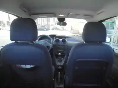 Veículo de Sucata peugeot 1007 dolce do ano 2005 alimentado 8hz