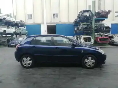 Veículo de Sucata toyota corolla (_e12_) 2.0 d-4d (cde120_) do ano 2003 alimentado 1cdftv