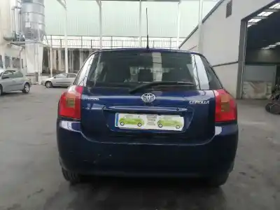 Veículo de Sucata toyota corolla (_e12_) 2.0 d-4d (cde120_) do ano 2003 alimentado 1cdftv