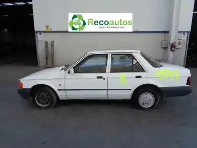 Veicolo di demolizione FORD ORION 1.6 dell'anno 1989 alimentato G/LU
