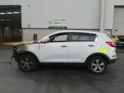 Veículo de Sucata KIA SPORTAGE 1.6 GDI CAT do ano 2012 alimentado G4FD