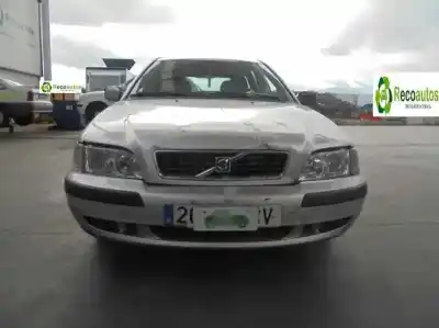 Veículo de Sucata VOLVO V40 FAMILIAR 1.9 Diesel CAT do ano 2002 alimentado D4192T4