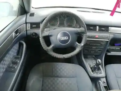 Veículo de Sucata audi a6 berlina (4b2) 1.8 t do ano 2001 alimentado awt