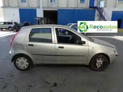 Veículo de Sucata fiat punto berlina (188) 1.2 8v dynamic do ano 2000 alimentado 188a4000