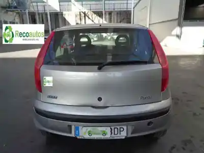 Veículo de Sucata fiat punto berlina (188) 1.2 8v dynamic do ano 2000 alimentado 188a4000