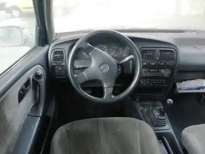 Здавання транспортного засобу nissan primera berl./familiar (p10/w10) 2.0 16v cat року 1991 потужний sr20di