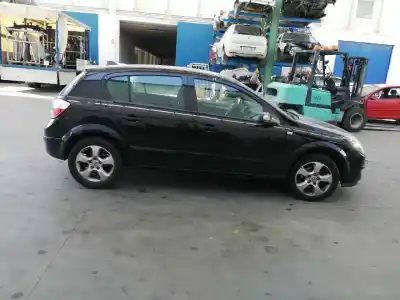 Veículo de Sucata opel astra h berlina cosmo do ano 2005 alimentado z17dth