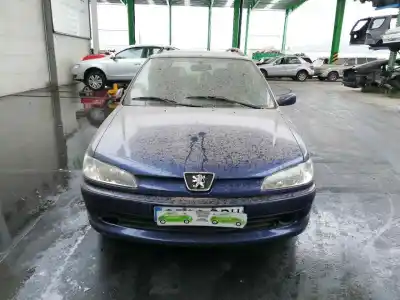 Veículo de Sucata peugeot 306 break 1.9 diesel do ano 2000 alimentado wjy