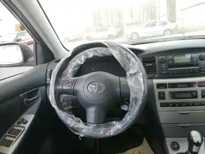 Scrapping Vehicle toyota corolla (e12) 1.6 16v of the year 2006 powered 3zzfe