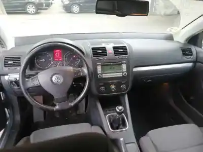 Scrapping Vehicle volkswagen jetta (1k2) 1.9 tdi of the year 2007 powered bxe