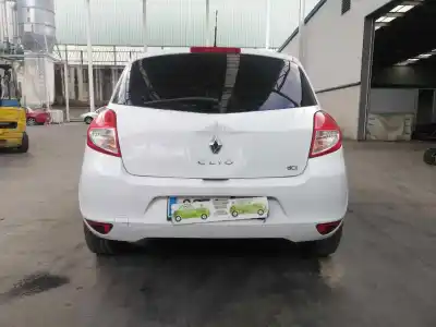 Veículo de Sucata renault clio iii 1.5 dci diesel cat do ano 2012 alimentado k9k6770