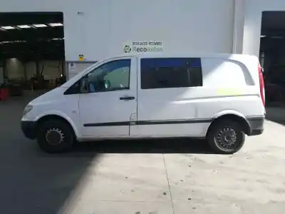 Veículo de Sucata MERCEDES-BENZ VITO (W639) BASIC, COMBI 109 CDI Compacto (639.601) do ano 2006 alimentado 646983