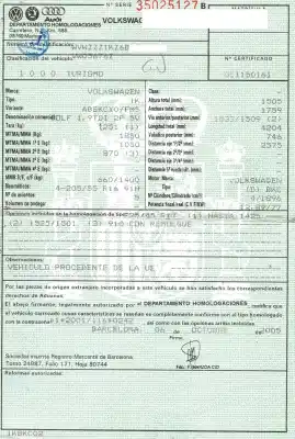 Veículo de Sucata volkswagen golf v berlina (1k1) conceptline (e) do ano 2005 alimentado bkc